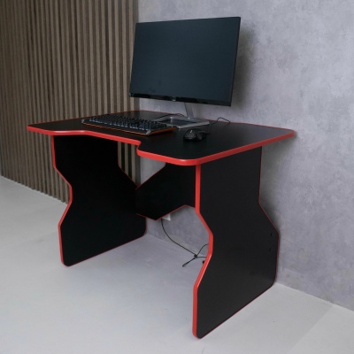 Игровой компьютерный стол